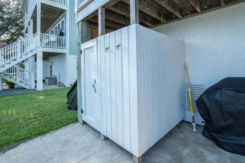 Oki's 4th Row Ocean View Home With Private Pool And Spa!