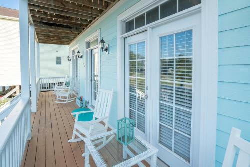 Oki's 4th Row Ocean View Home With Private Pool And Spa!