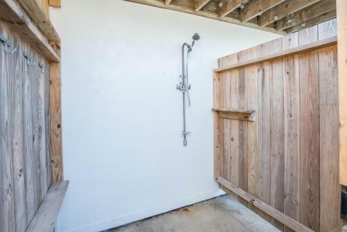 Oki's 4th Row Ocean View Home With Private Pool And Spa!