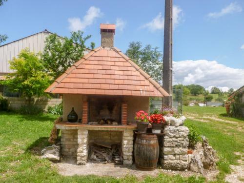 Holiday Home La Grange De Lacayr�de