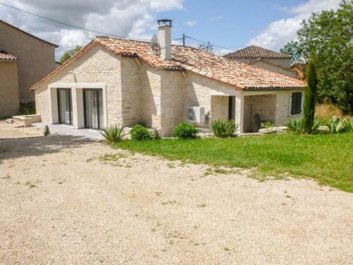 Holiday Home La Grange De Lacayr�de