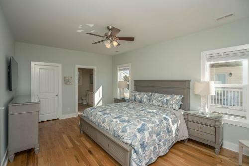 A Magical Setting With Ocean And Marsh Views!