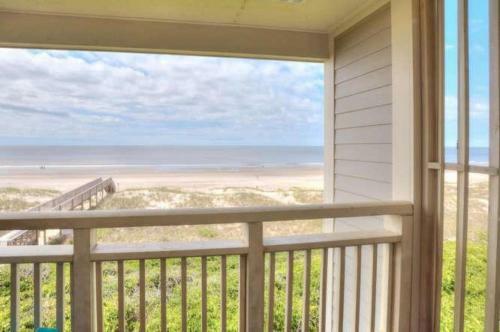 Oak Island Beach Villa 203-amazing View