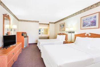 Hotel Days Inn And Suites Marshall