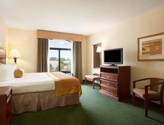 Hotel Wingate By Wyndham Chesapeake