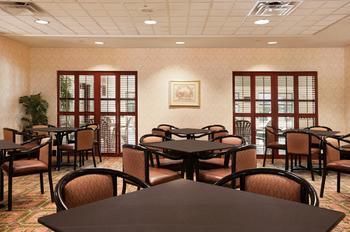 Hotel Wingate By Wyndham Chesapeake