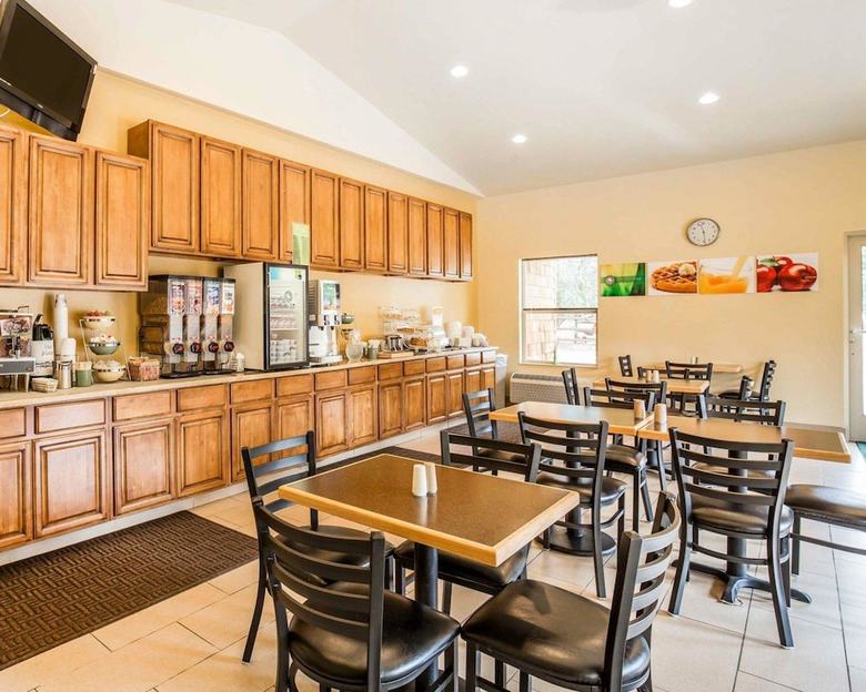 Hotel Quality Inn & Suites Montclair
