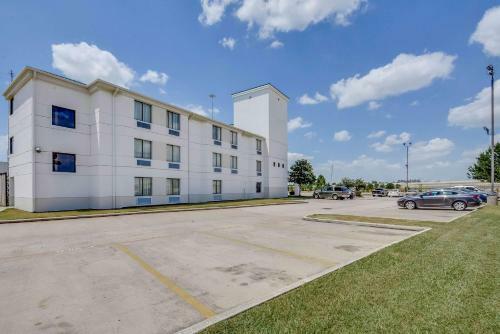 Motel 6 Katy