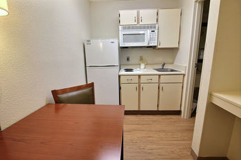 Hotel Sun Suites - Chesapeake