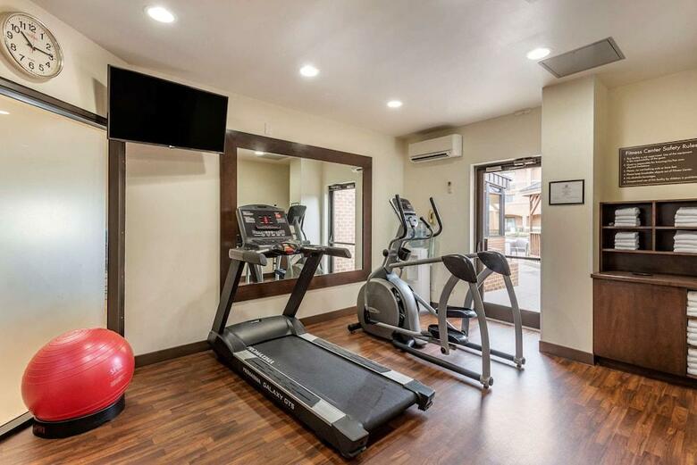 Hotel Comfort Suites Chesapeake
