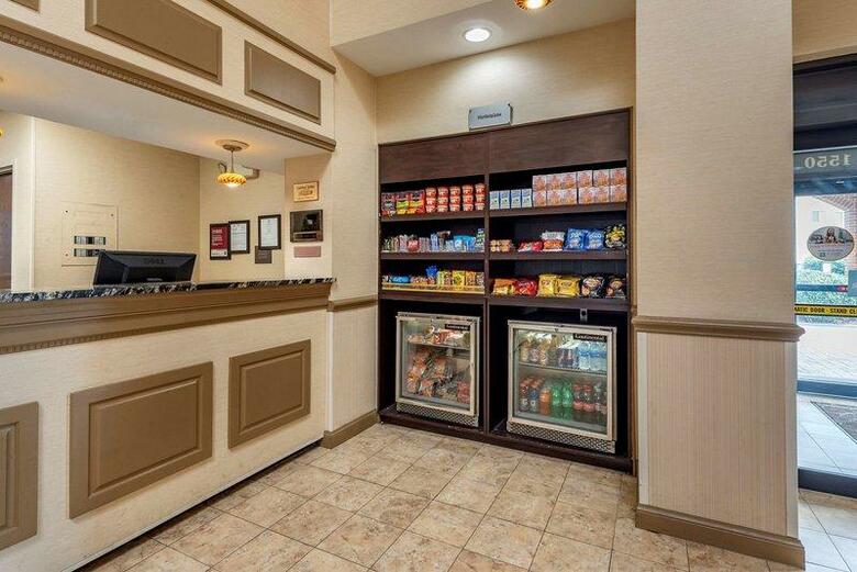 Hotel Comfort Suites Chesapeake
