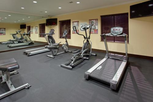 Holiday Inn Express Hotel And Suites Katy