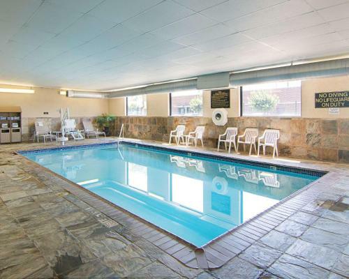 Hotel Comfort Inn & Suites West