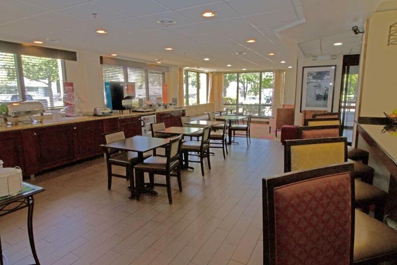 Hotel Hampton Inn Norfolk/chesapeake (greenbrier Area)