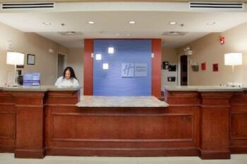 Hotel Holiday Inn Express & Suites Chesapeake