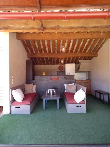 Bed & Breakfast Mas De Camejean