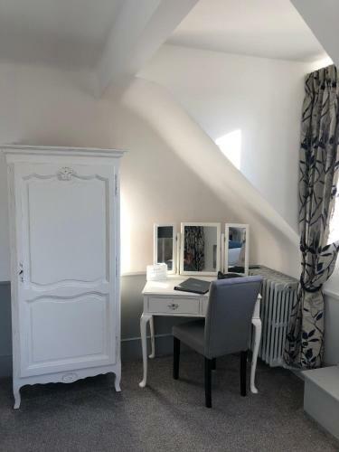 No 6 B&B