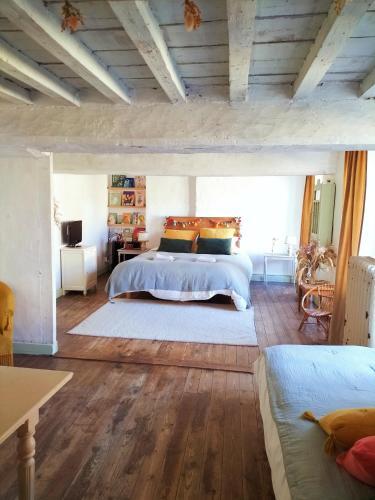 Maison S�raphine - Guest House - Bed And Breakfast