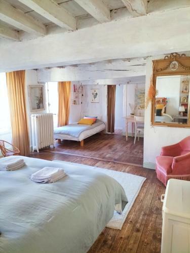 Maison S�raphine - Guest House - Bed And Breakfast