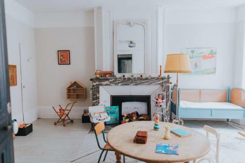Maison S�raphine - Guest House - Bed And Breakfast