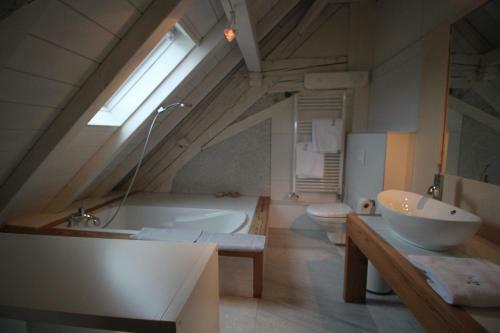Bed & Breakfast La Colline Du Baa - Maison D'h�tes D'exception