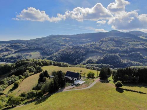 Bed & Breakfast La Colline Du Baa - Maison D'h�tes D'exception