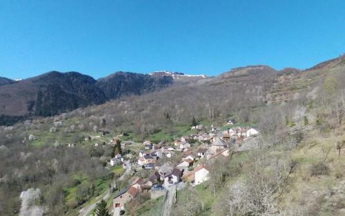 Le Chalet De Larcat