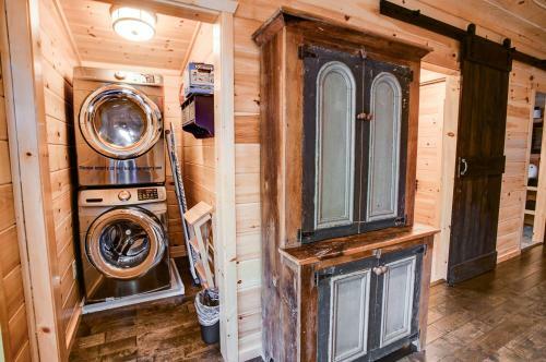 Fishtop Cabin