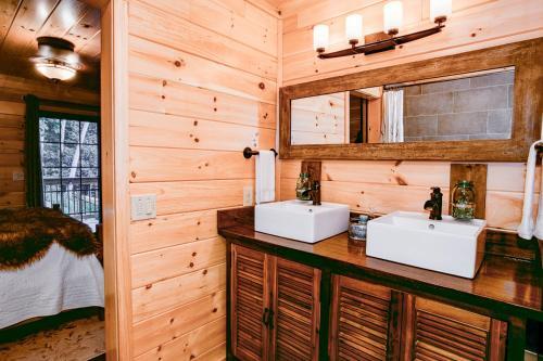 Fishtop Cabin