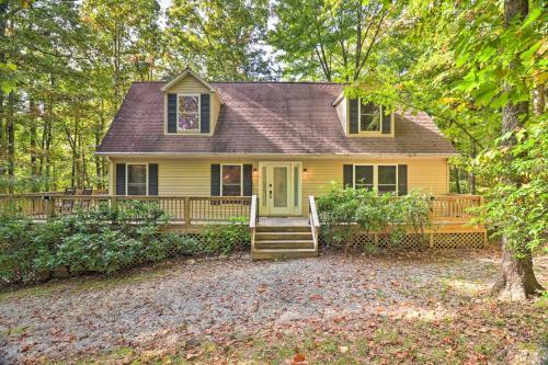 Hilltop Hideaway With Pool Table Near Hiking!