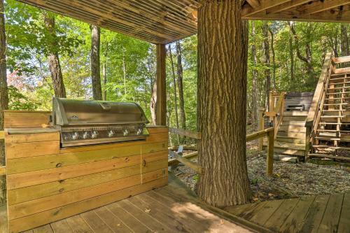 Sapphire Valley Cabin With Private Mtn Views!