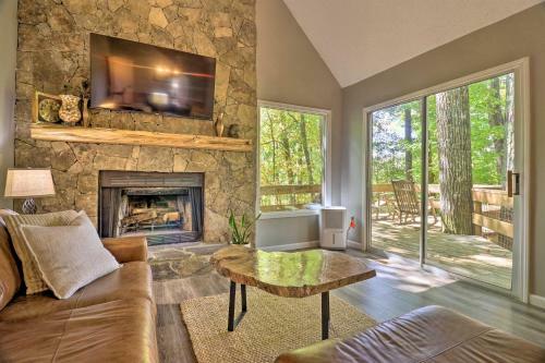 Sapphire Valley Cabin With Private Mtn Views!