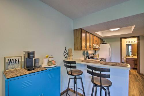 Apartamento Updated Mtn-view Condo Steps To Otter Falls!