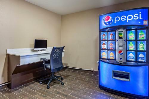 Hotel Quality Inn & Suites