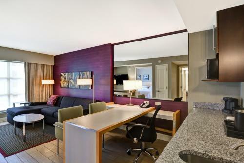 Hotel Embassy Suites Raleigh - Durham Airport/ Brier Creek