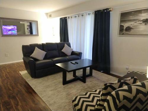 Apartamento Desirable Condo In Central Raleigh