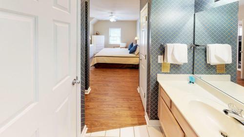 Royal Poste By Coastline Resorts