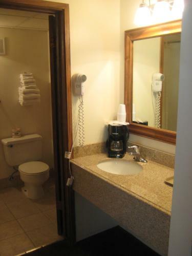 Hotel Bumbleberry Inn