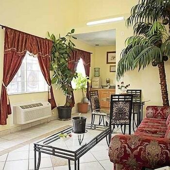 Motel Palace Inn And Suites Willowbrook