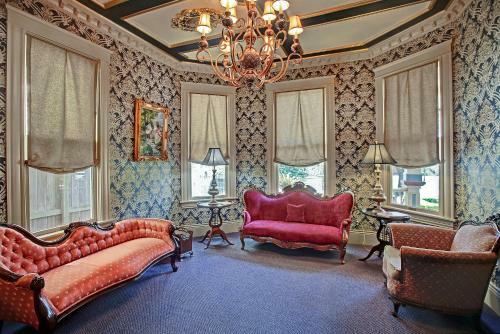 Bed & Breakfast Sara's Inn On The Boulevard