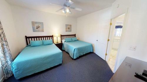 Champions By Coastline Resorts