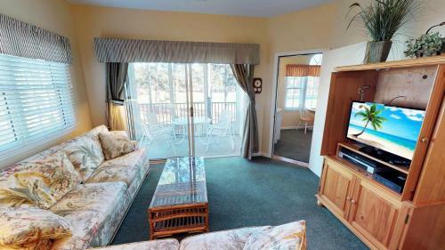 Champions By Coastline Resorts