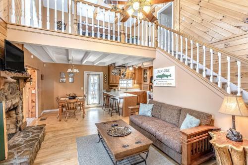 Greens Creek Lodge
