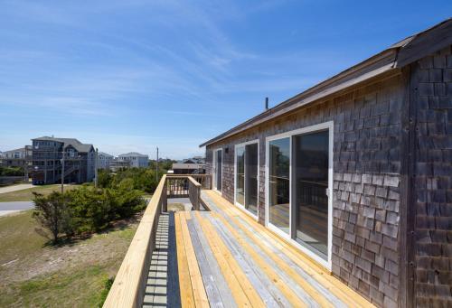 Breakwater 166