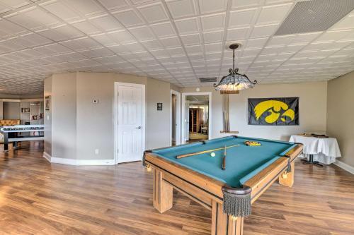 Scenic Pet-friendly House With Private Hot Tub!