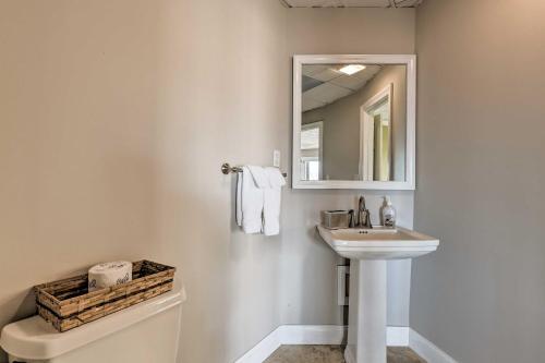 Scenic Pet-friendly House With Private Hot Tub!