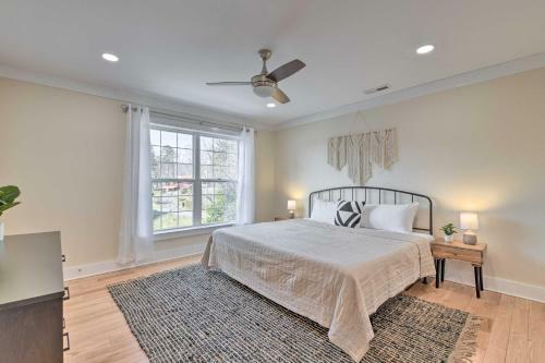 Walk To Downtown! Newly Built Home With Hot Tub
