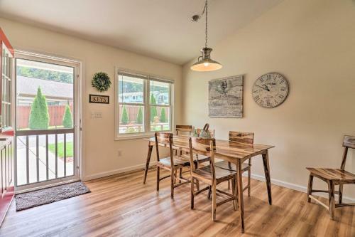 Updated Cottage At Lake Junaluska Golf Course