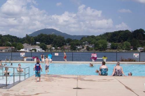 Walk To Lake Junaluska*close To Downtown Waynesville
