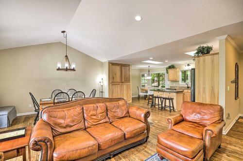 Spacious Home Less Than 8 Mi To Main Street And Hikes